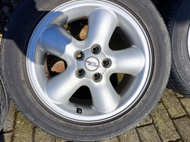 5x110 16" Gy�ri Opel Alufelni ny�ri gumival