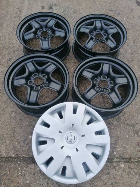5x110-es, 16-os Opel Struktr felni dsztrcsval 