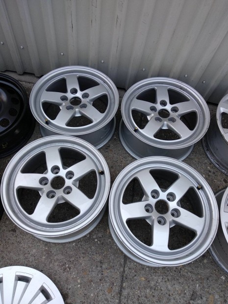 5x112 16 Gyri Audi alufelni dsztrcsval 60000ft a 4db/142/