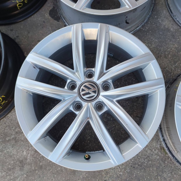 5x112 16 Gyári Volkswagen alufelni 145000ft a 4db/182/
