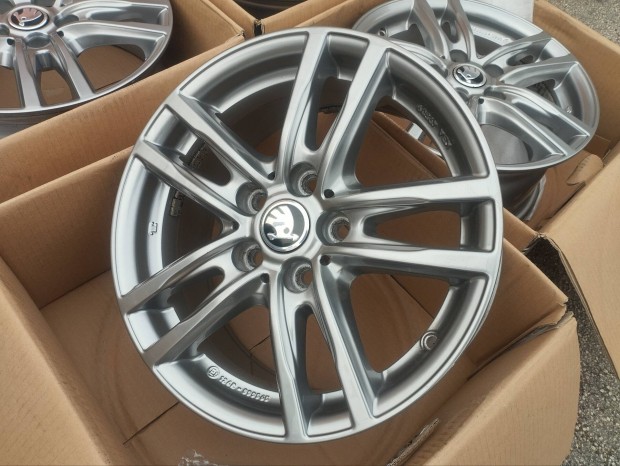 5x112 16 Skoda Uniwheels alufelni r16 " VW Seat Mercedes Audi