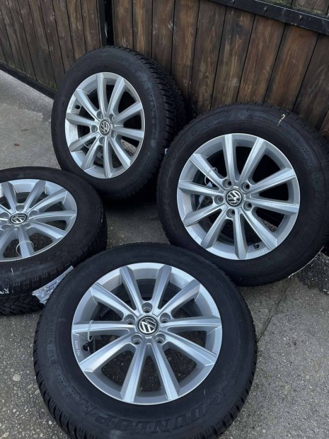 5x112 16" Vw Passat B8 gyri alufelnik tligumikkal 