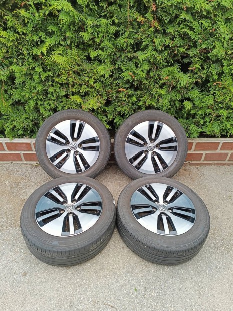 5x112 16 / 16" Gyri Volkswagen alufelni 205/55 R16 nyri gumi