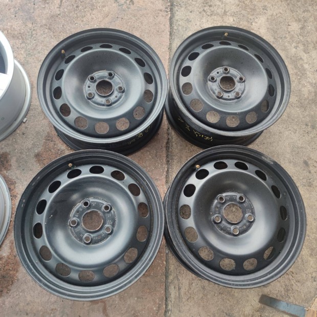 5x112 16 gyári lemezfelni audi,skoda,Volkswagen 30000ft a 4db /74/