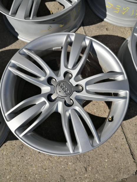 5x112 17 Gyári Audi alufelni 120000ft a 4db/232/