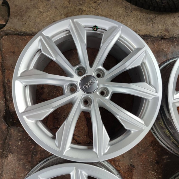 5x112 17 Gyári Audi alufelni 140000ft a 4db /178/