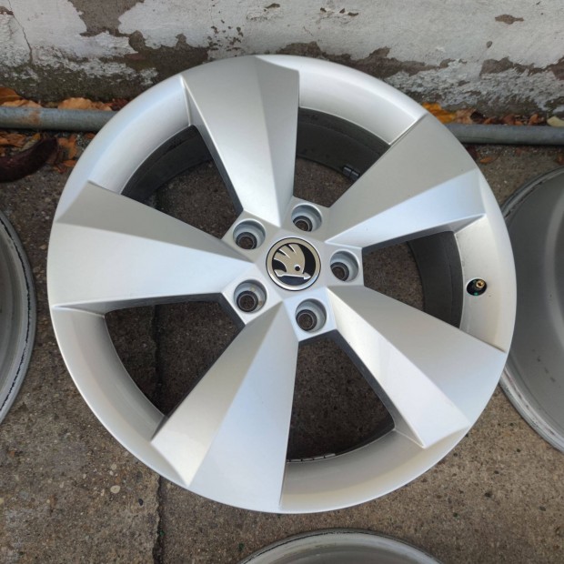 5x112 17 Gyri Skoda alufelni 140000ft a 4db Ingyenposta/73/