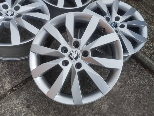 5x112 17 Skoda gyári alufelni r17 " VW Seat Audi