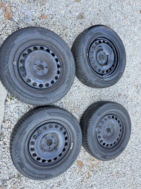 5x112 17 Suv teli szett