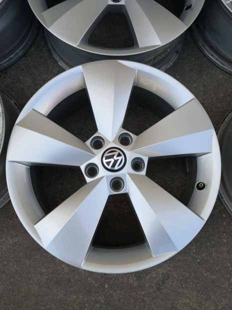 5x112 17 Volkswagen alufelni 128000ft a 4db Ingyenposta/236/