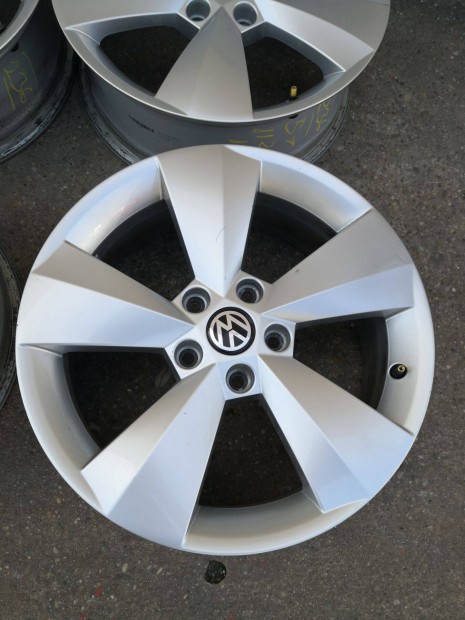 5x112 17 Volkswagen alufelni 128000ft a 4db Ingyenposta/236/