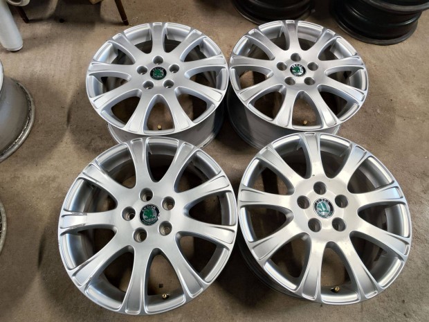 5x112 17" Gyári Skoda Octavia Alufelni Felni 90Garage #134