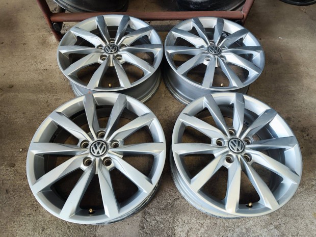 5x112 17" Gyári VW Dijon Alufelni Felni 90Garage #763
