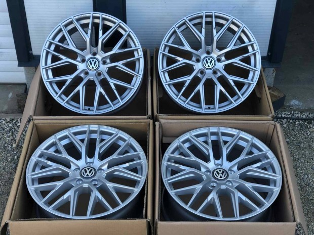 5x112 17" MaM Rs4 Audi Vw Skoda Seat Alufelni 17 col
