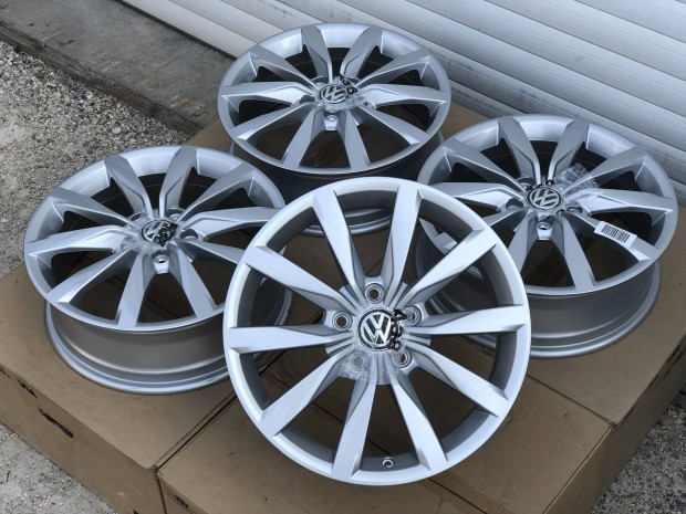 5x112 17" j Gyri Vw Alufelni 17 col 5G0 601 025K 