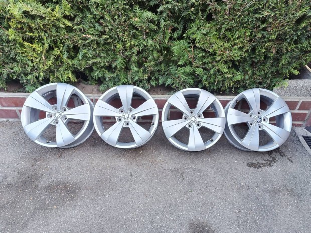 5x112 17 / 17" Gyri Skoda, Volkswagen, Seat alufelni