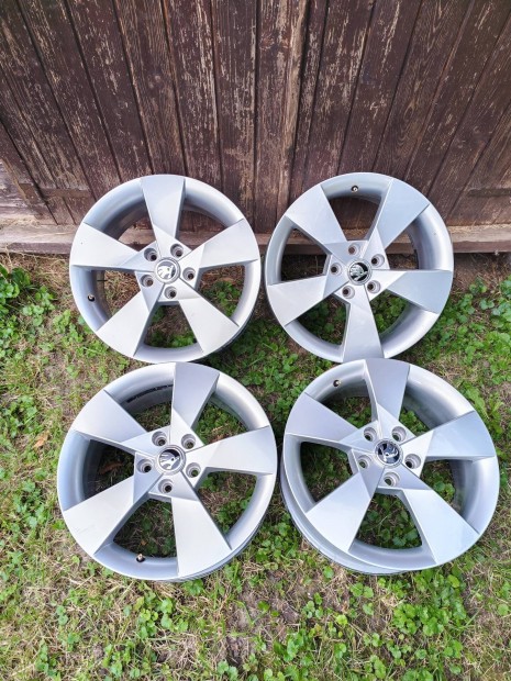 5x112 17 / 17" Gyári Skoda alufelni