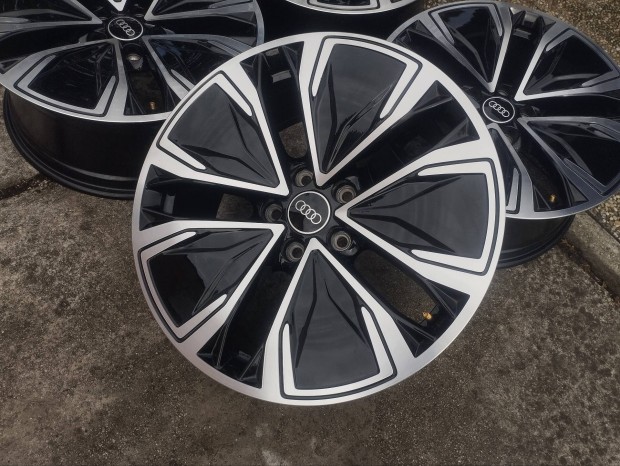 5x112 18 Audi gyári alufelni r18 " A5 2025 et40 66,5 VW Skoda Seat