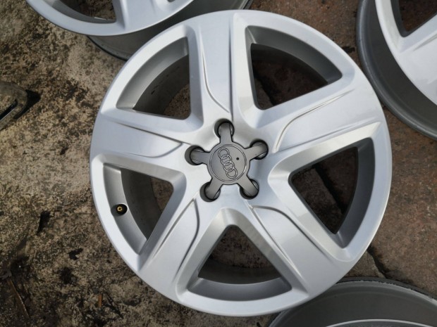 5x112 18 Gyári Audi alufelni 125000ft a 4db /300/