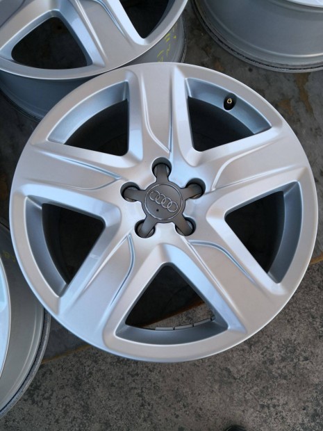 5x112 18 Gyri Audi alufelni 185000ft a 4db Ingyenposta!/148/