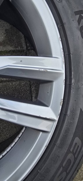 5x112 18" Dartford Grafit VW Passat B8 alufelni 7mm Ny�rigumi.