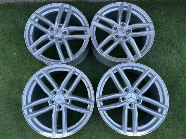 5x112 18" Dezent (Mercedes) kétszéles alufelni 9Jx18h2 ET52,5
