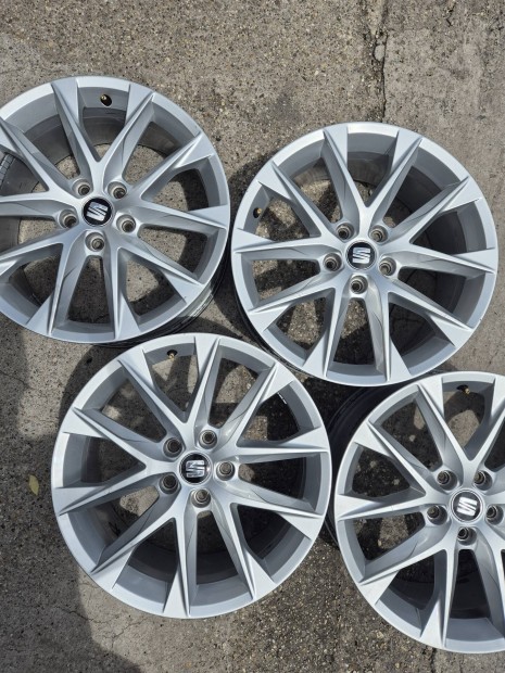 5x112 18" Seat felni