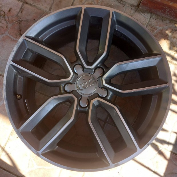 5x112 18as ET51 Audi A3 alufelni eladó