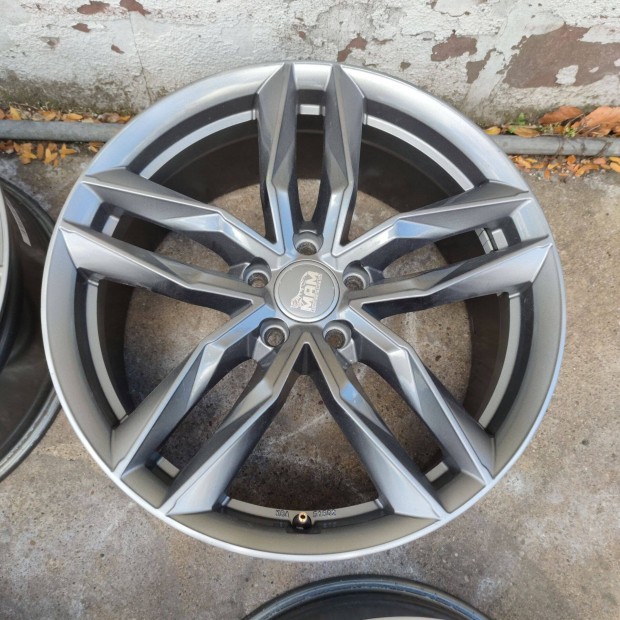 5x112 19 alufelni audi,vw,skoda,merci 158000ft a 4db Ingyenposta!/49/