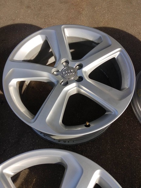 5x112 20 Gyri Audi alufelni 280000ft a 4db Ingyenposta!/213/