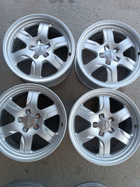 5x112 7,5x17 r17 et28 gyári Audi A5/S5/Cabrio alufelni garnitúra 