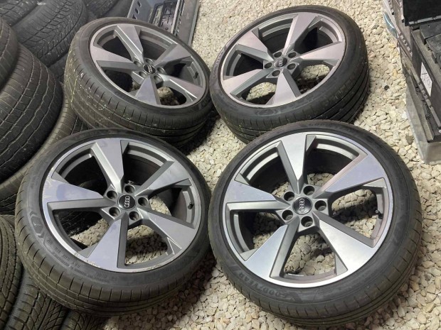 5x112 8,5x19 et32 Audi A5, A4 gyri alufelni 255/35 R19
