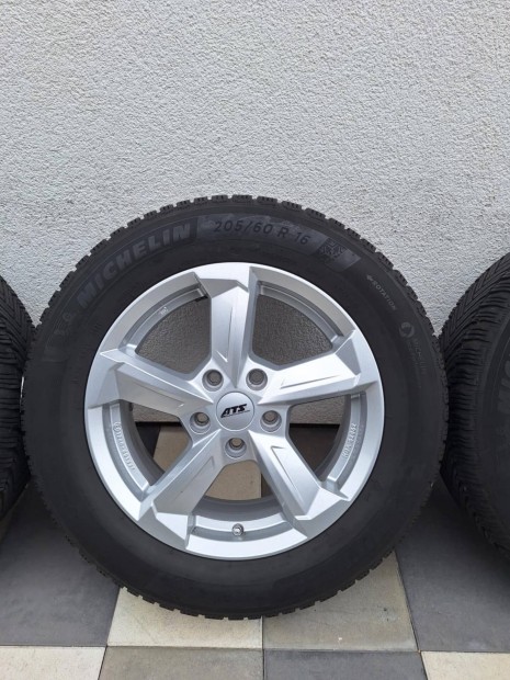 5x112 ATS 16 col felni újszerű téligumi Octavia A3 Golf Leon Passat