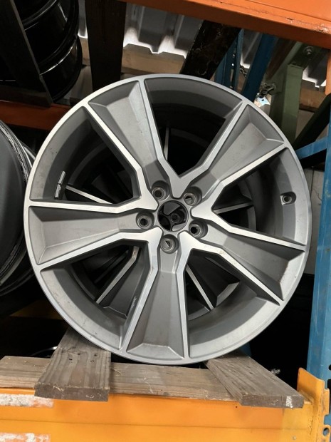5x112 AUDI,VW,Skoda,SEAT 20"�j