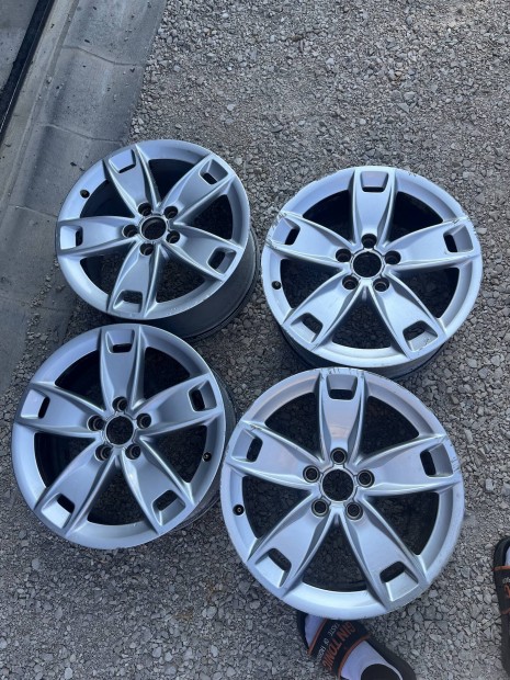 5x112 Audi A3 8p alufelni 7.5x17 ET 56