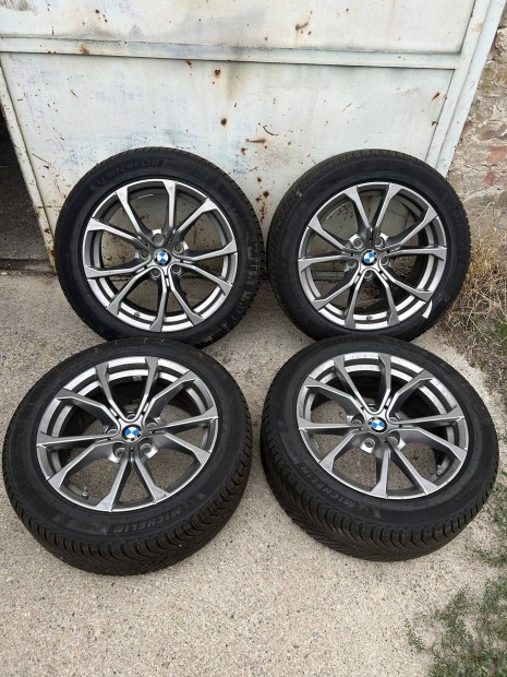 5x112 BMW,AUDI,VW,Skoda,SEAT 17"tli Michelin R17, 17