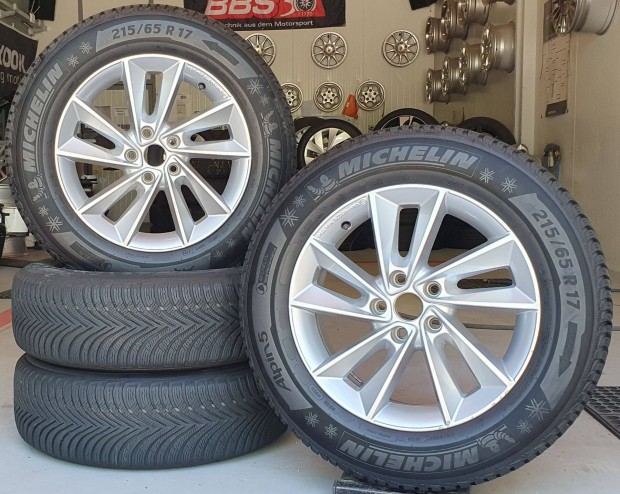 5x112 Borbet alufelni 215/65 R17 tli gumikkal 2022. /K233