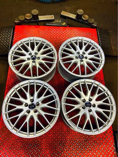 5x112 Gyari AUDI RS 20" R20, 20 jszer