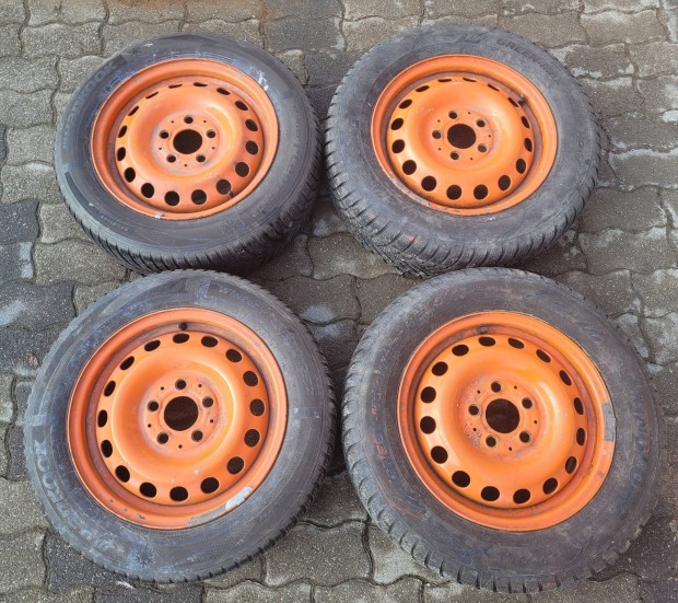 5x112 Mercedes Vito lemezfelni gumival 