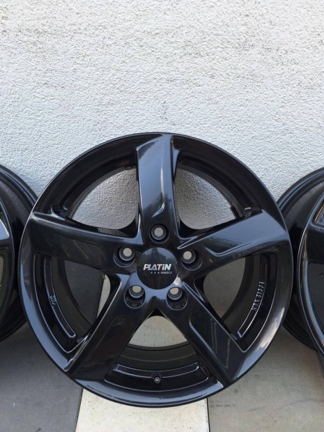 5x112 Platin 16 colos fekete felni Octavia Golf Leon A3 Passat Superb