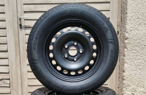 5x112 R15 Volkswagen Felni nagyon jó téli gumival 195/65 Audi Skoda