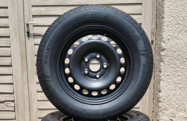 5x112 R15 Volkswagen Felni nagyon jó téli gumival 195/65 Skoda Audi