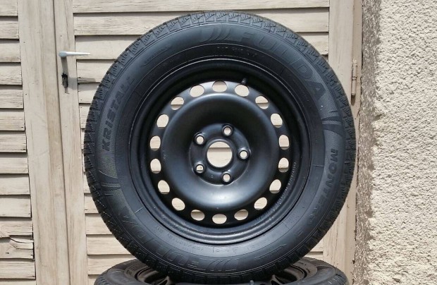 5x112 R15 Volkswagen Felni nagyon jó téli gumival 195/65 Skoda Audi