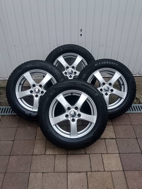 5x112 R15 dezent alufelni szett, 195/65 R15 tli gumi.