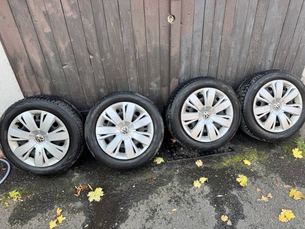 5x112 R16 lemezfelni, 205/55 R16 téligumi VW Passat