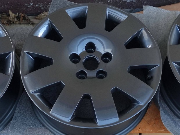 5x112 R17 ET37 Gy�ri erdeti tuning grafit sz�nben 3U0601025L