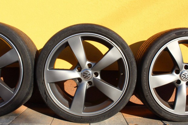 5x112 R18 VW Avus alufelnik