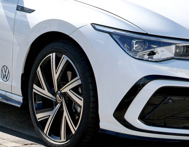 5x112 R18 gy�ri VW Golf 8.5 R-line "Bergamo" alufelni garnit�ra 