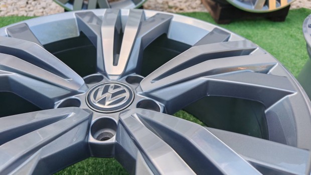 5x112 R18 gyri VW Passat B8/Arteon Kalamata alufelni 