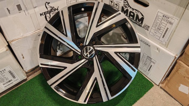 5x112 R18 gyri Volkswagen Golf GTE "Bergamo" 